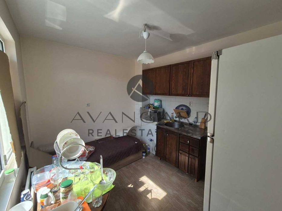 Продава се Двустаен апартамент в Пловдив, Кършияка - 59 кв.м за 1611 €/кв.м - Снимка #3