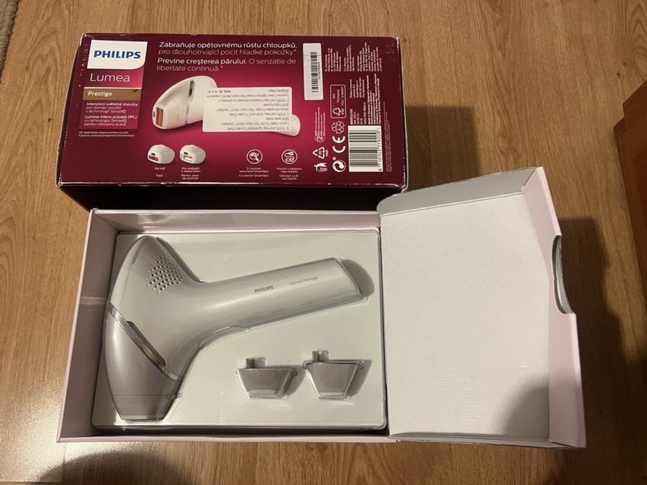 Фотоепилатор Philips Lumea Prestige