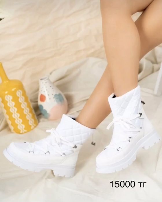 Обувь женская/ мужская