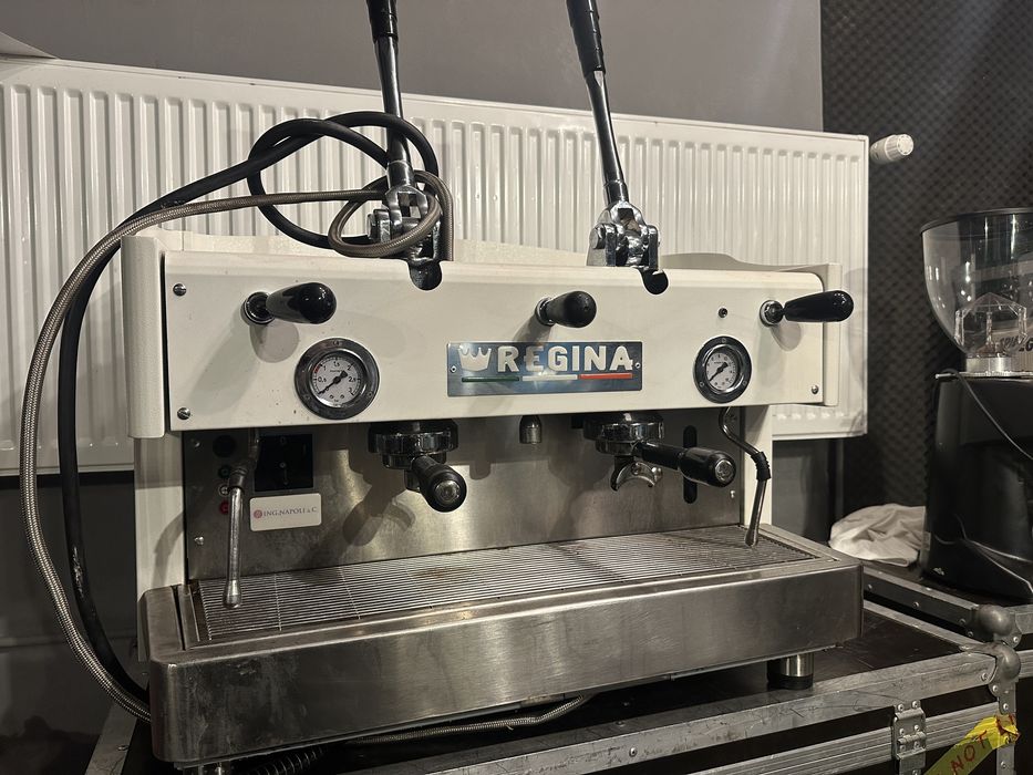 Râșniță espresso italiano, Espressor profesional REGINA