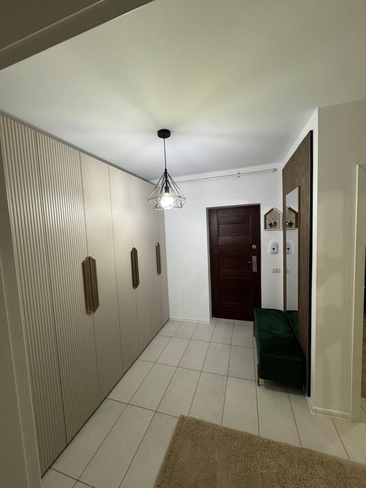 Vand apartament 2 camere