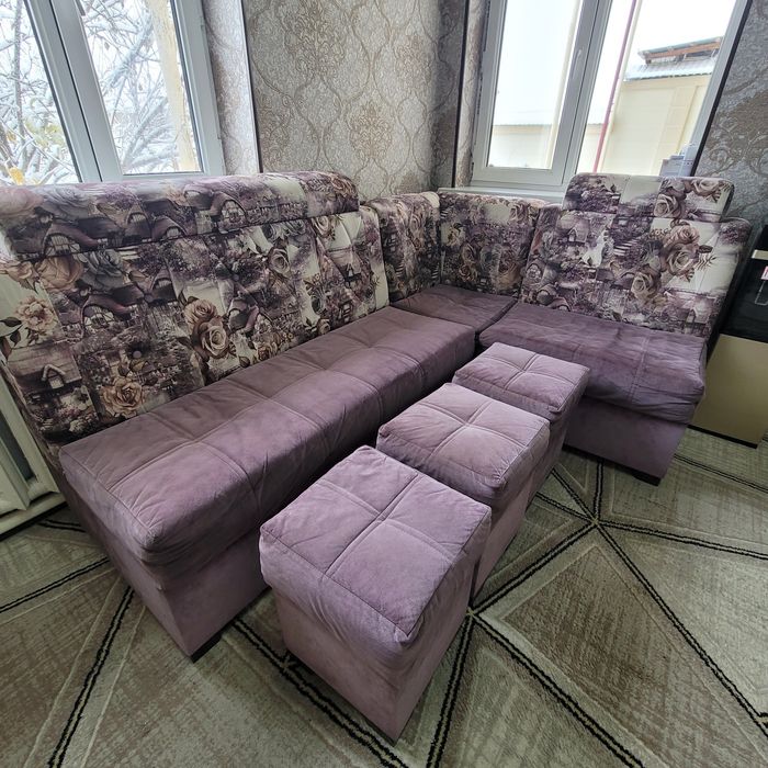 Кухонный уголок сотилади