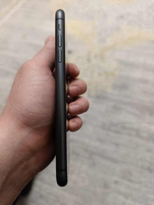Продаётся iPhone 11