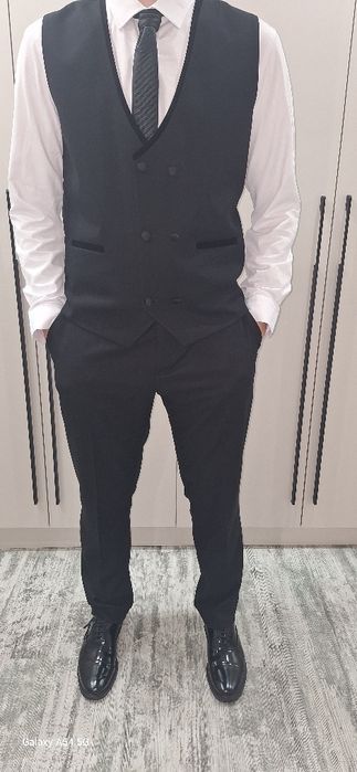 Мъжки костюм класика с обувки