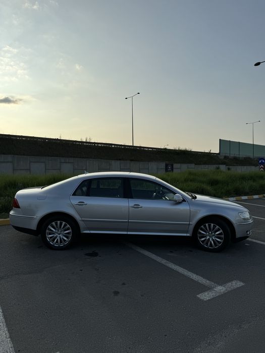 Volkswagen Phaeton euro 5 Long (4 locuri)