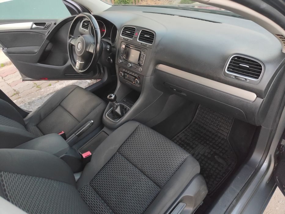 VOLKSWAGEN Golf 2012 — imagine 2