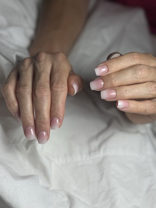 Unghiute cu gel Vitan