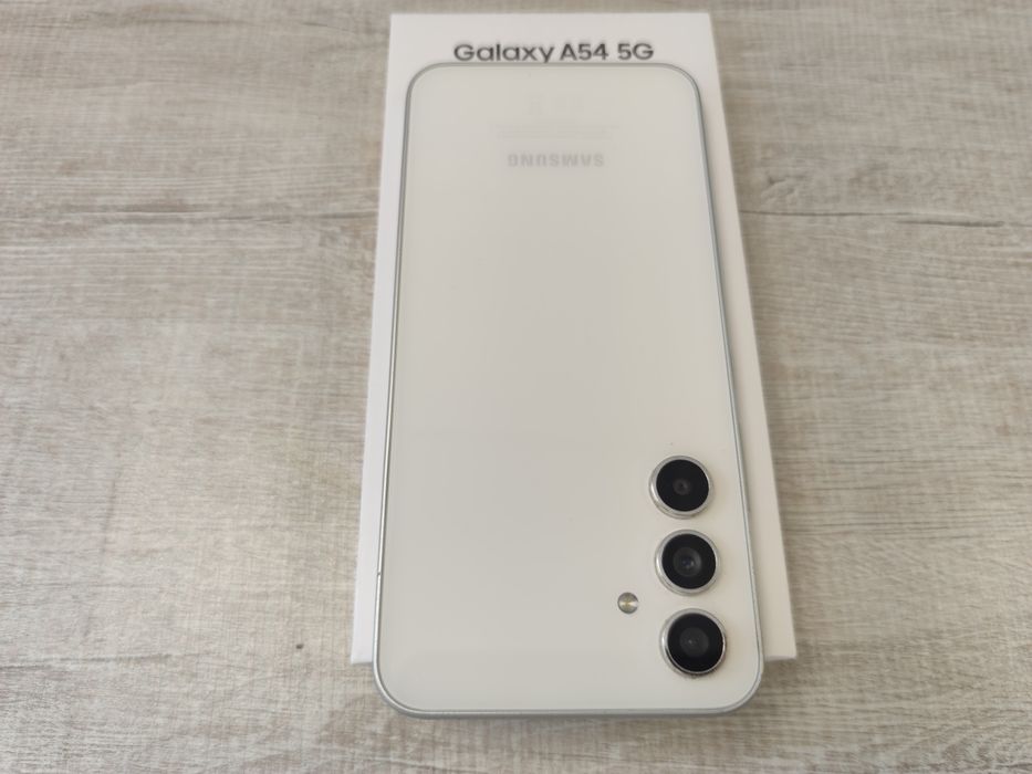 Samsung Galaxy A54 5G 128GB 8RAM White Като нов!