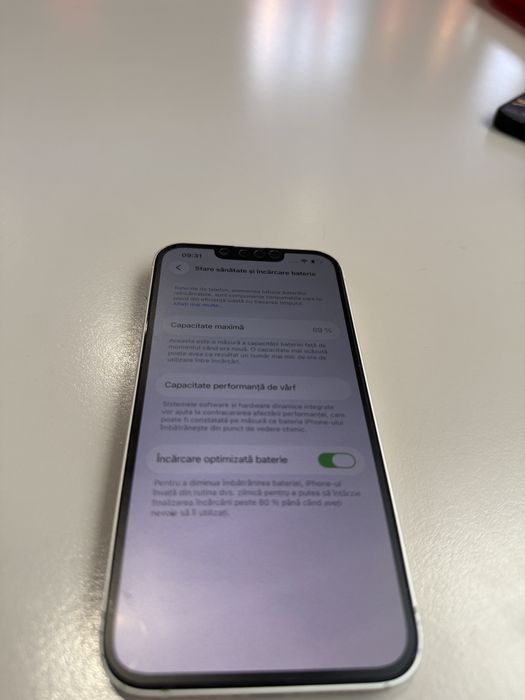 Vand IPhone 14 ALB