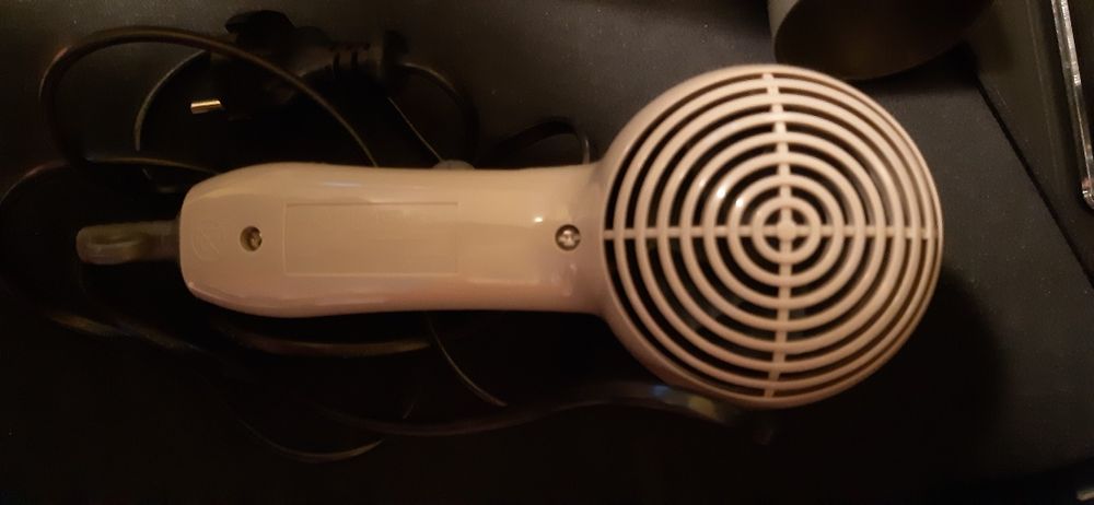 Uscator de par Bomann