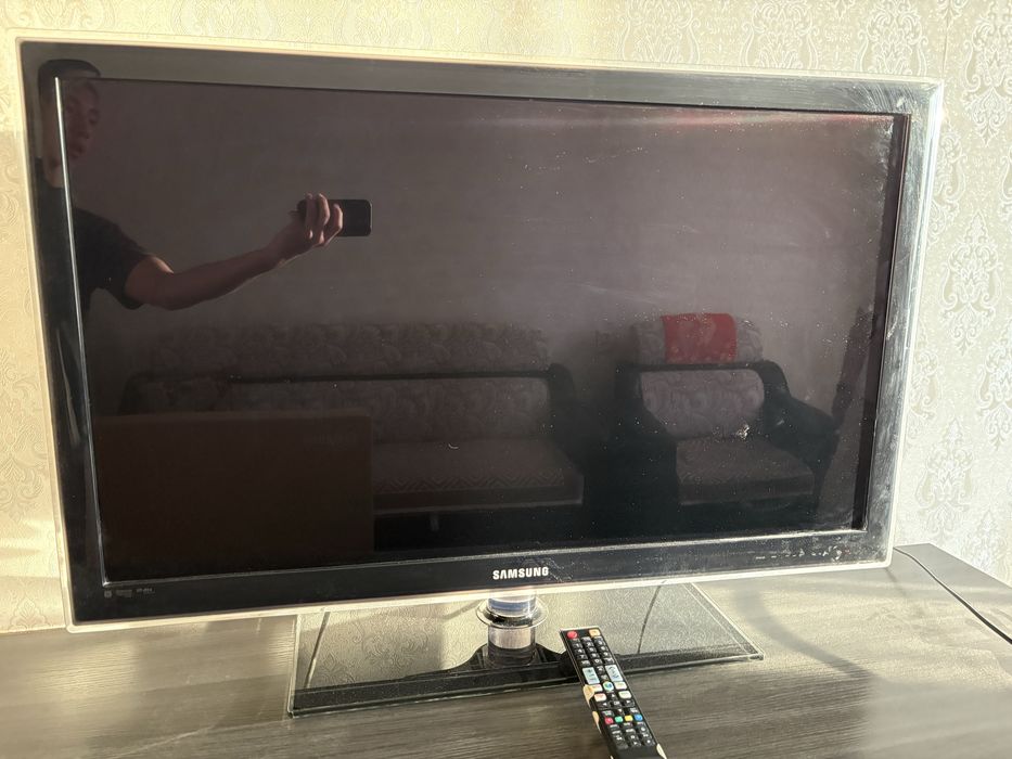 Телевизор SAMSUNG