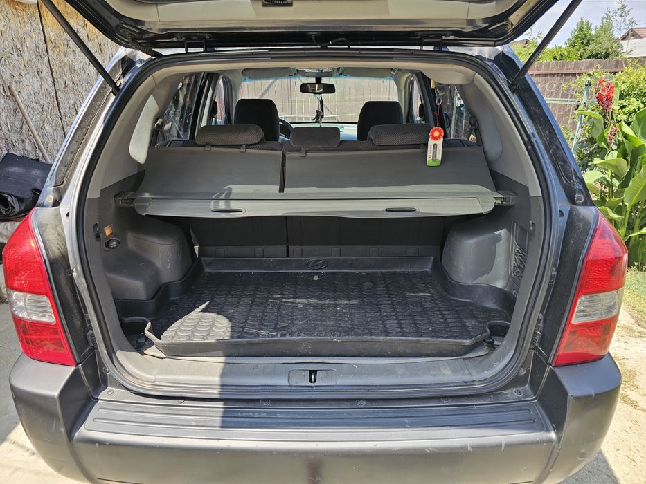 Hyundai Tucson CRDI, 4WD