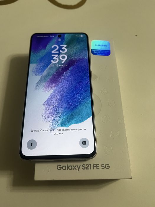 Samsung s 21 fe 8/128 отлично