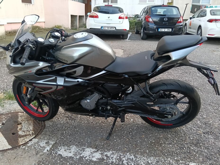 Cf moto 300sr ABS