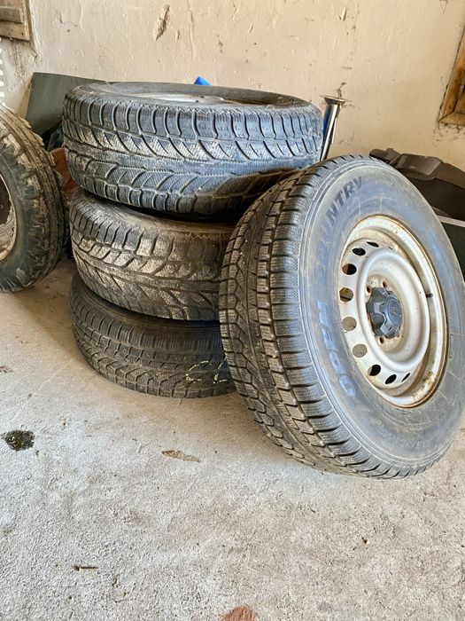 Set roti 255/70 R16 Ford Ranger / Mazda / L200
