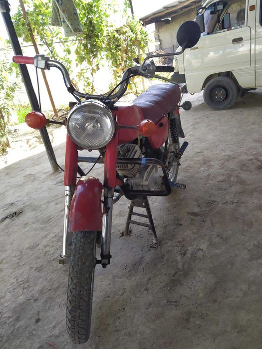 Motosikl  minsk sotiladi tezda arzon