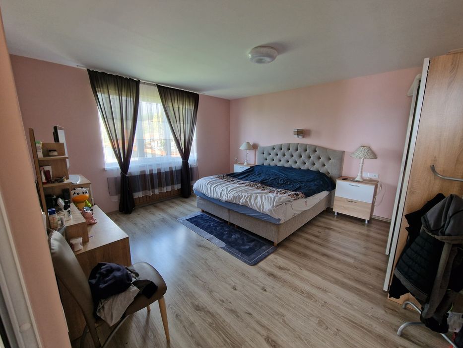 Продава се Хотел в с. Долно изворово, Област Стара Загора - 400 кв.м за 1084 €/кв.м - Снимка #1