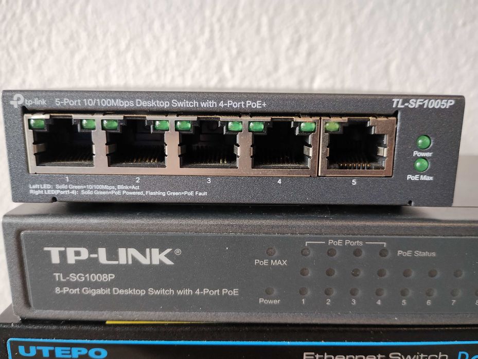 Lot 7 броя POE Switch Utepo TP-link Dahua