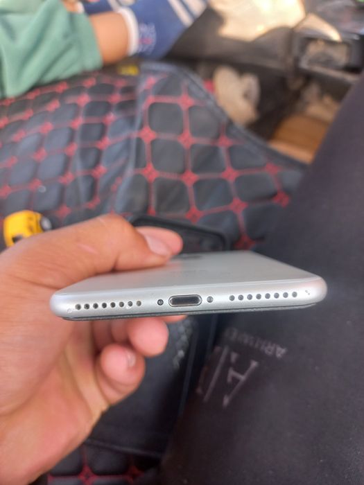 Iphone 7 plus с гарантии