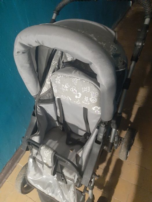 Детская коляска . продам.