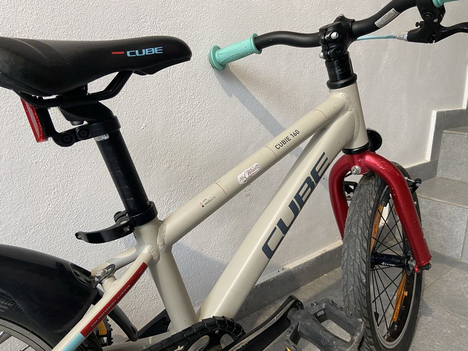 Vand /schimb Bicicleta Copii Cube Cubie 160 Rt Grey Red model 2023