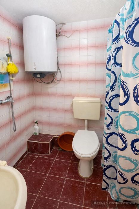 Тристаен апартамент, под наем, Център