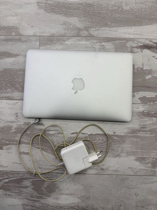 Macbook Air A 1465