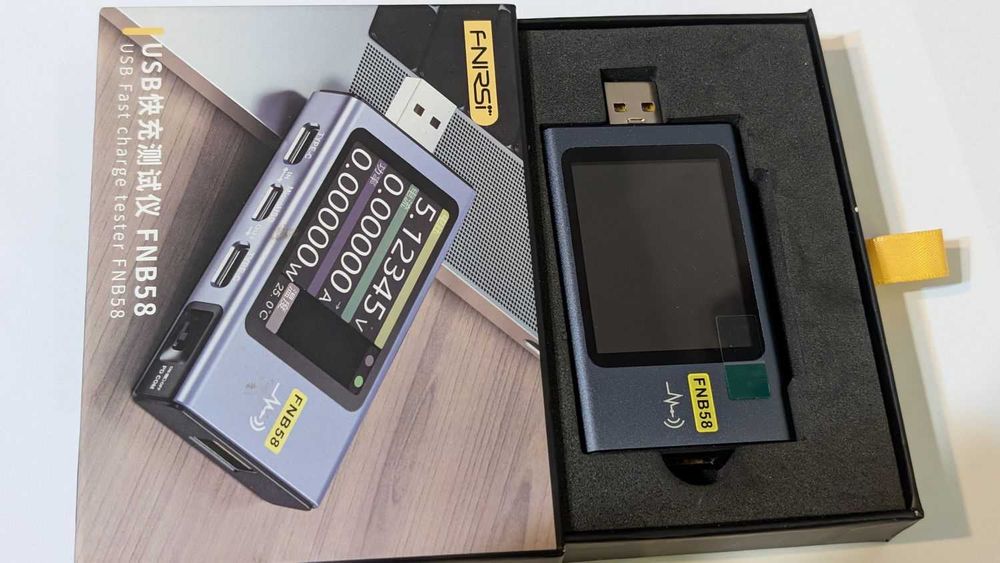 Fnirsi FNB58 USB-A și C Tester, voltmetru, ampermetru, trigger, riplu etc. Bluetooth și aplicații pentru PC și telefon