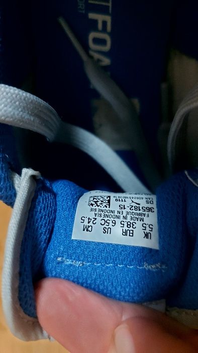 Adidasi Puma în stare foarte buna