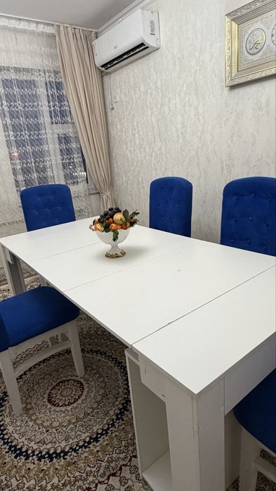 Стол, стулья жақсы жағдайда