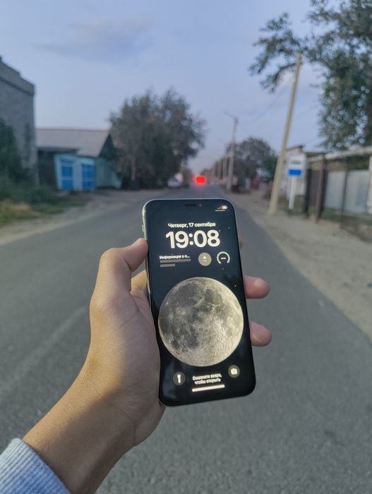 Продам Айфон X 64gb