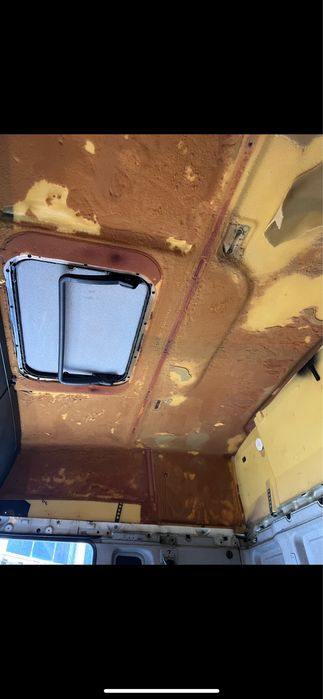 Retapitatare plafon TGX TGA TGS XLX XXL la domiciliu