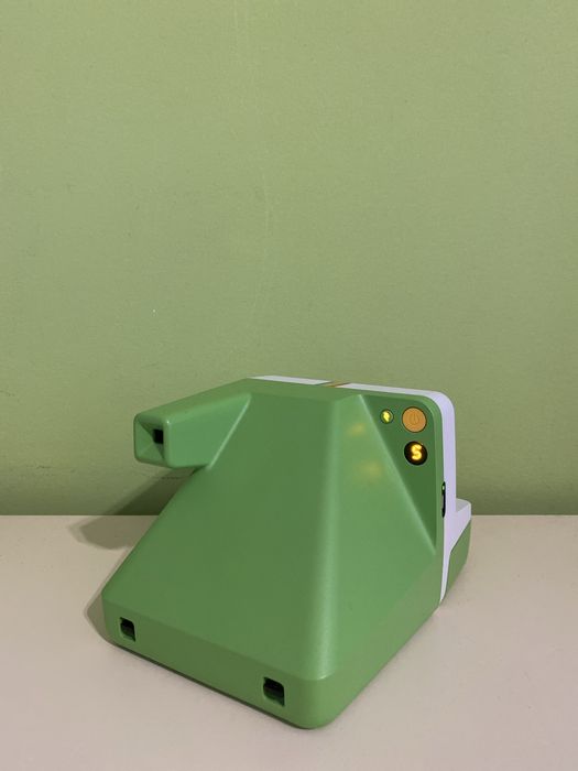 Polaroid Now verde – stare foarte bună, cu cutie și încărcător