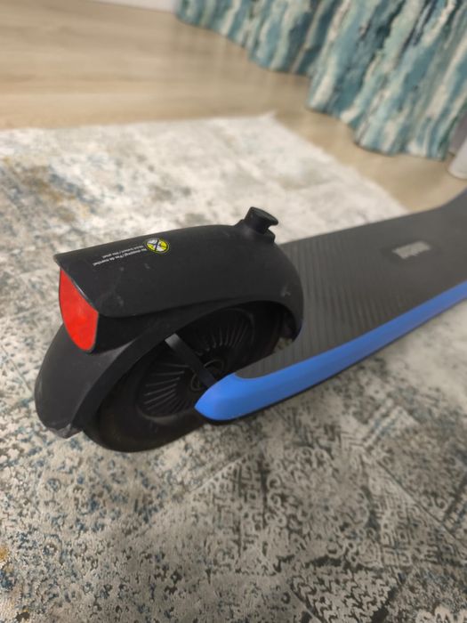 Trotinetă electrică Ninebot by Segway – CA NOUĂ – doar 100 km