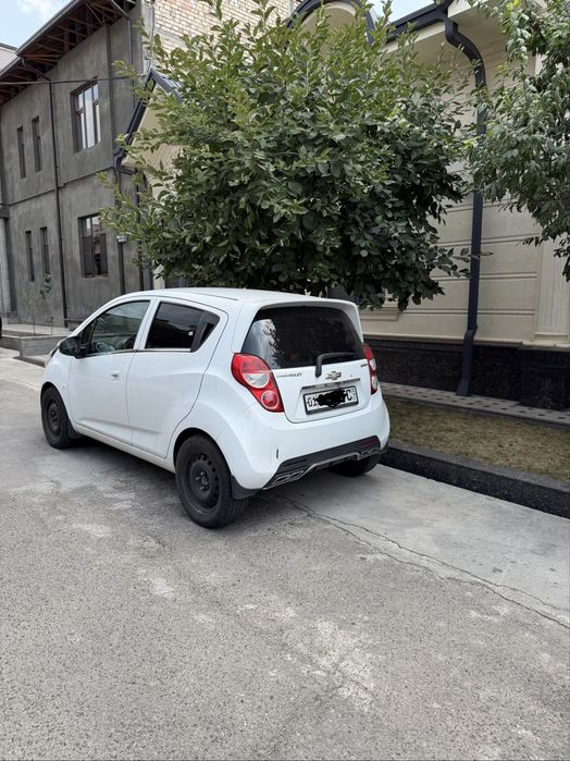 Chevrolet spark  2017 yil.