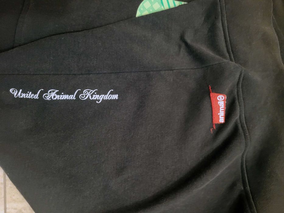 Animal Logo Hoodie - hanorac folosit marime Large