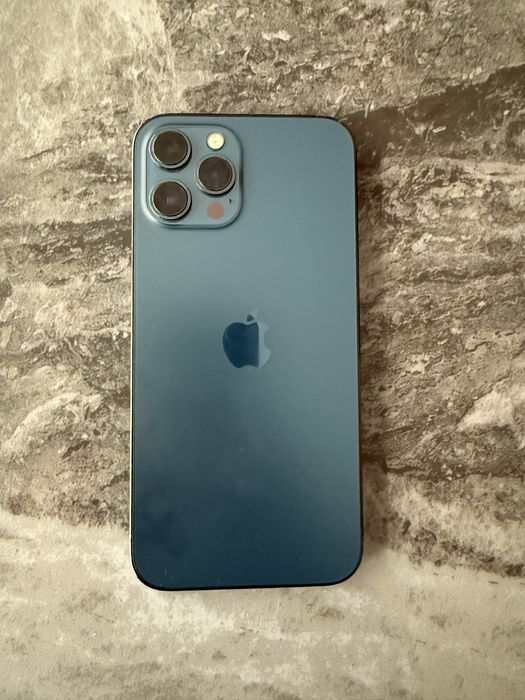 Продава се iPhone 12 Pro Max 128 GB