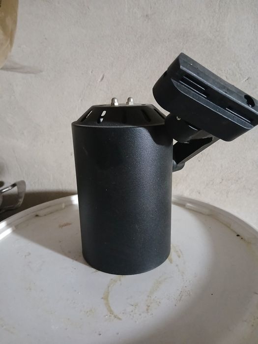 Продается трековые светильники!