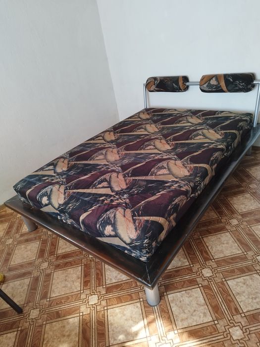 Спалня тинейчърска