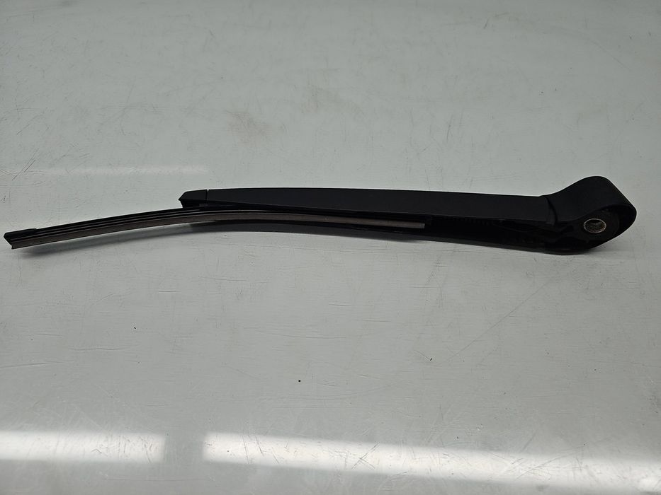 Brat stergator haion Volkswagen Golf 7 (5G) [Fabr 2014-prezent] OEM