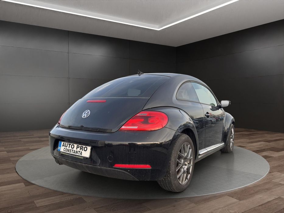 VOLKSWAGEN New Beetle 2014 — imagine 4