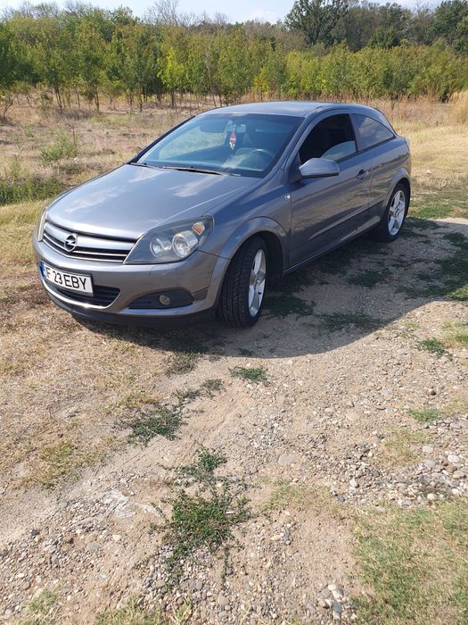 Opel Astra H GTC 150cp