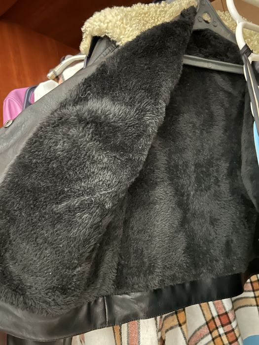 Продам куртку размер 46