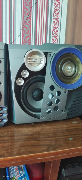 Продаём музыкальную Philips