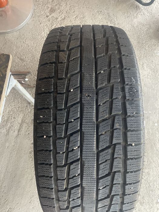 Продам зимние шины