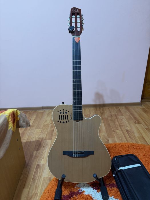 Chitară Godin Acs Nylon Slim NT Cedar noua