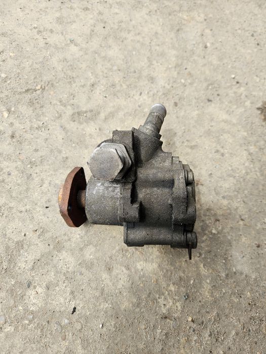 Pompa servo bmw e84 e90 e91 e92 e93 n47