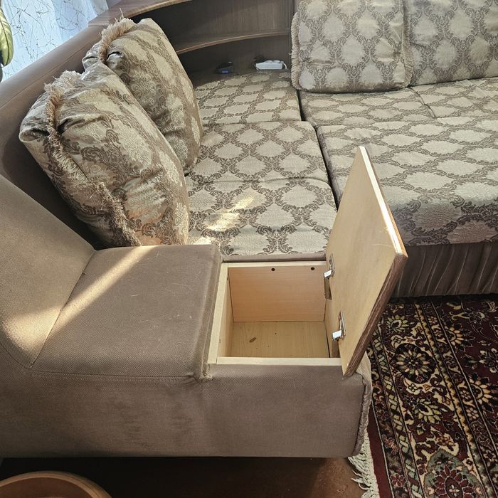 Диван угловой трансформер