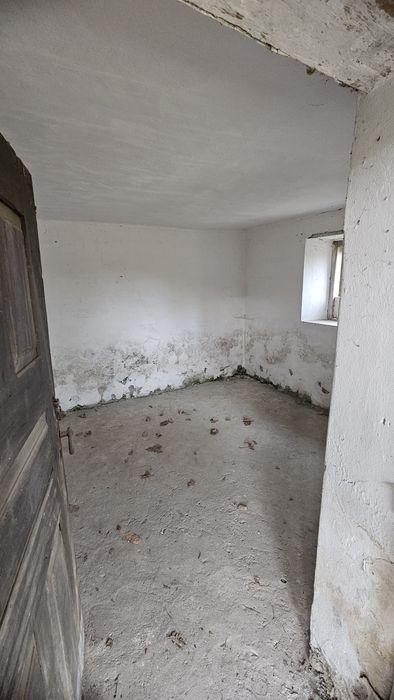 Casă de vânzare în Bălteni, Comuna Copăceni, Vâlcea – teren 500 mp