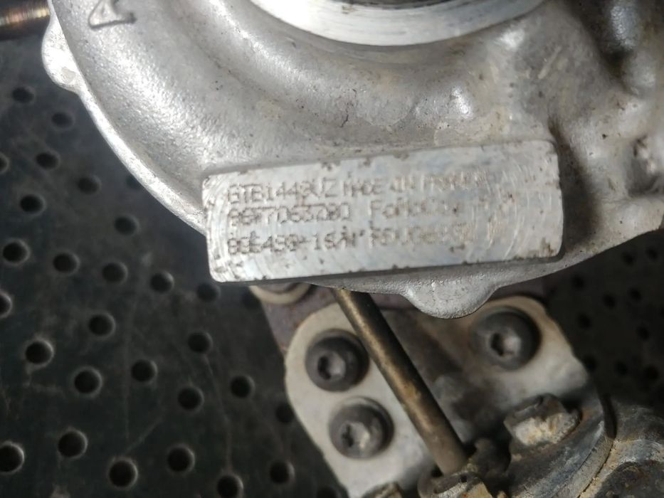 turbina 2.0 tdci ufma ford kuga 2 dm2   9677063780  806498-1